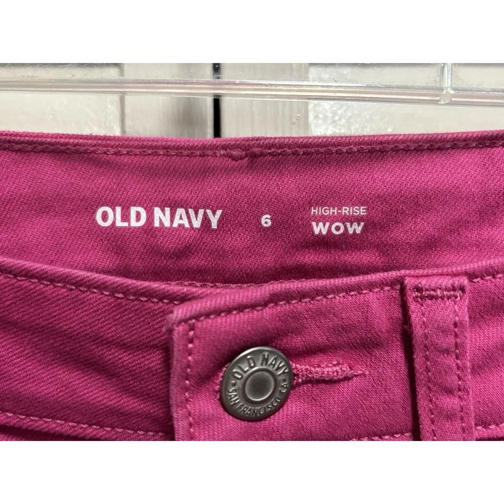 Old Navy Hot Pink Denim Short Size 6 Zip Button Mid Rise Summer Beach‎